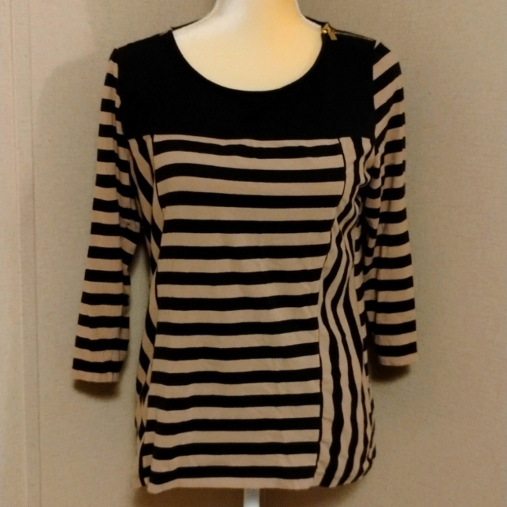 5/$20 Large Jones New York black and tan quarter sleeves top